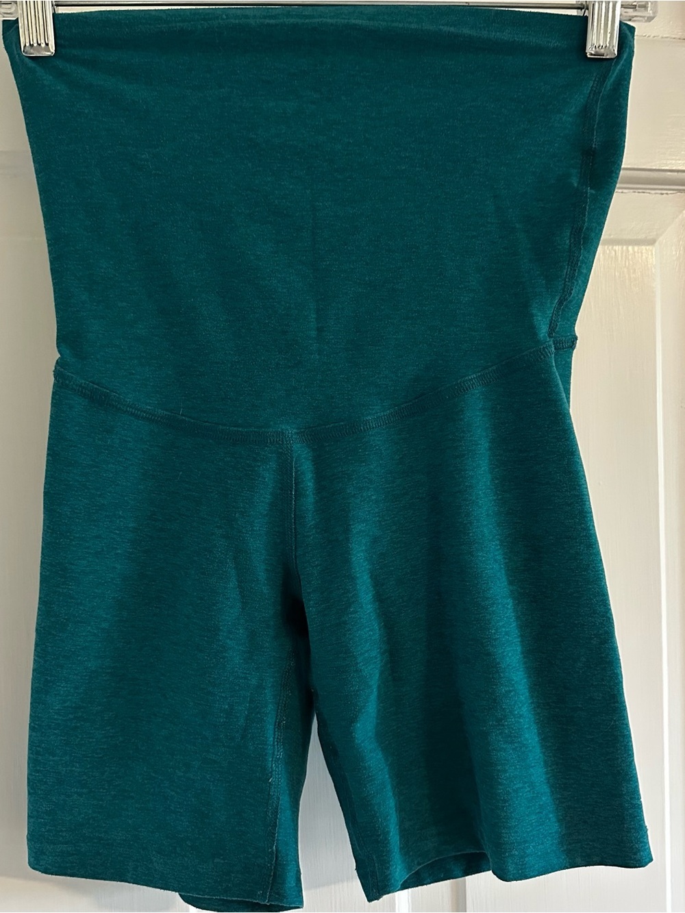 Beyond yoga beyond the bump spacedye biker shorts size xs